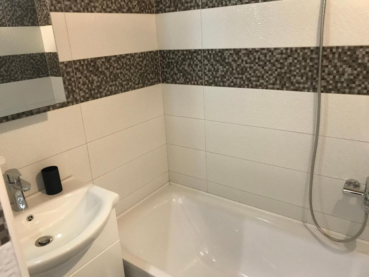 Mora Apartman 2 Kiskunfélegyháza Екстериор снимка