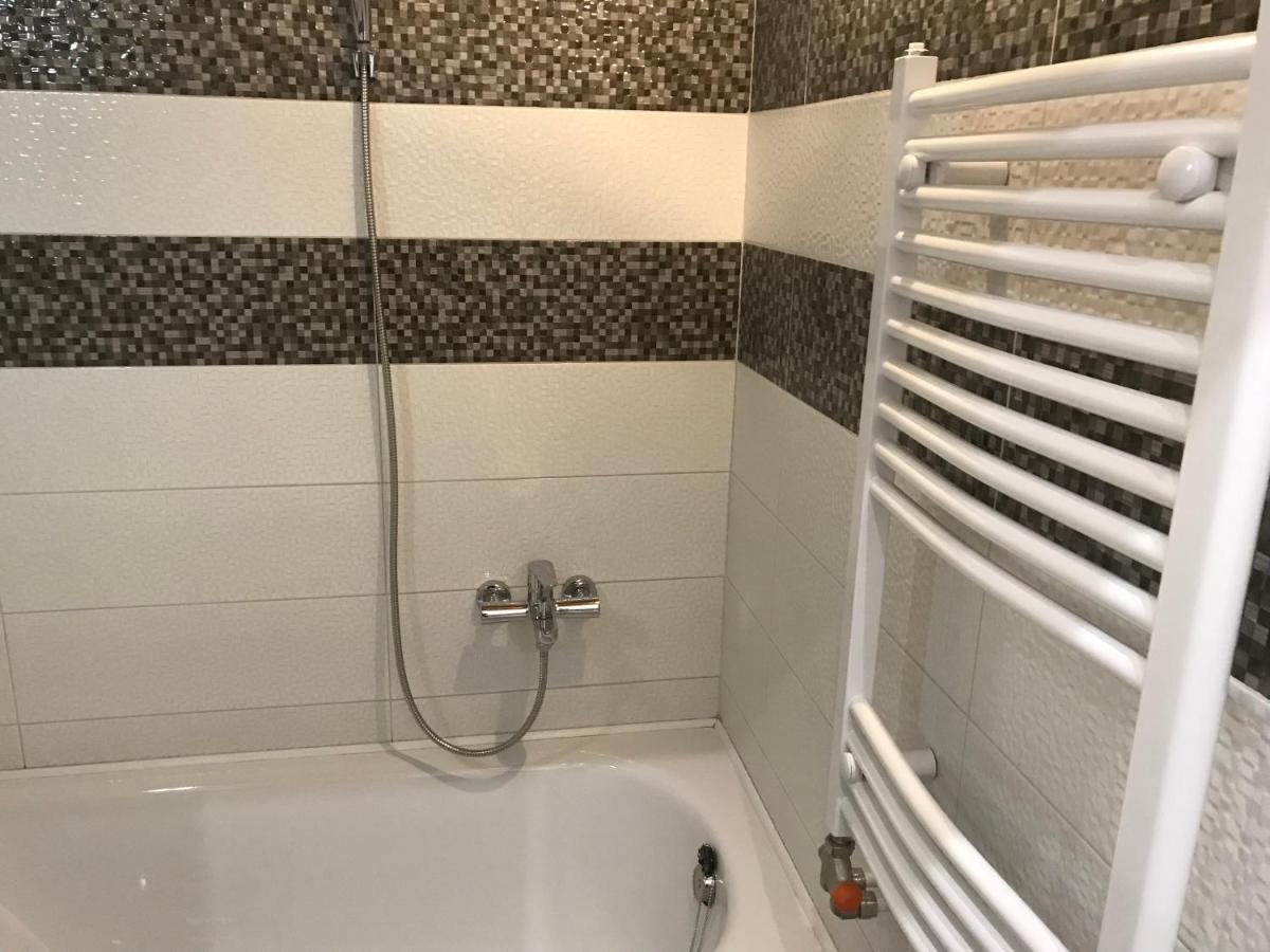 Mora Apartman 2 Kiskunfélegyháza Екстериор снимка
