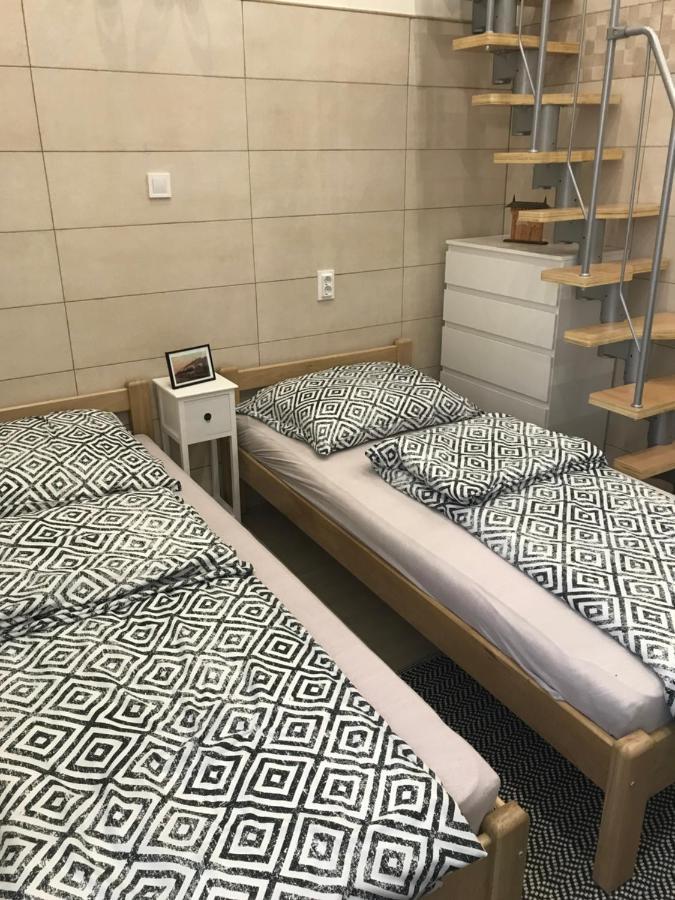 Mora Apartman 2 Kiskunfélegyháza Екстериор снимка